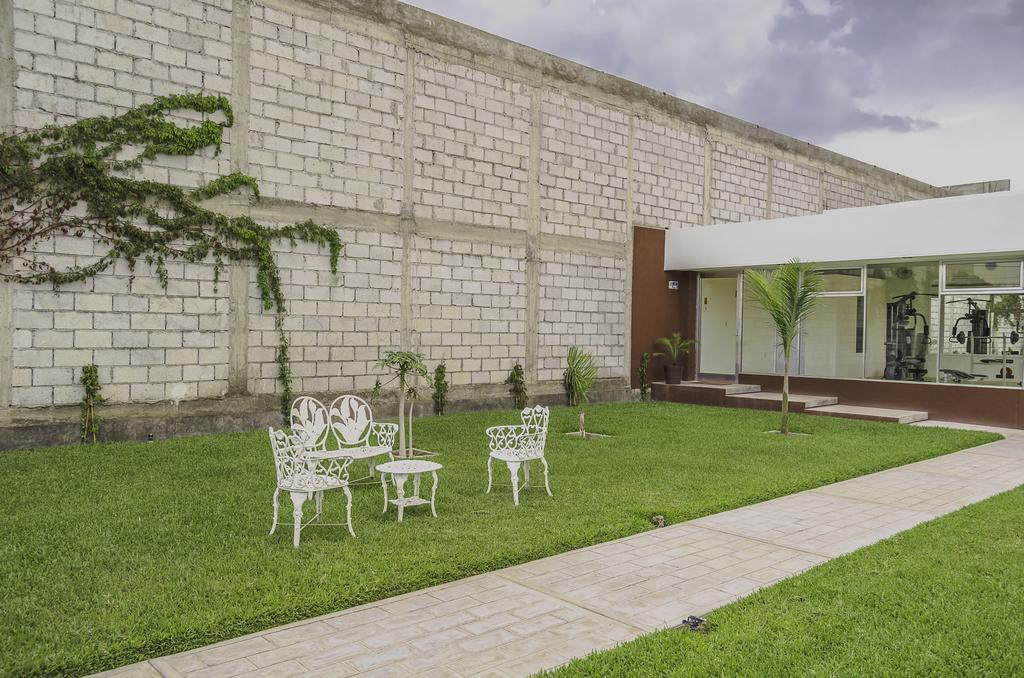 Hotel Petit Tehuacán Exteriör bild
